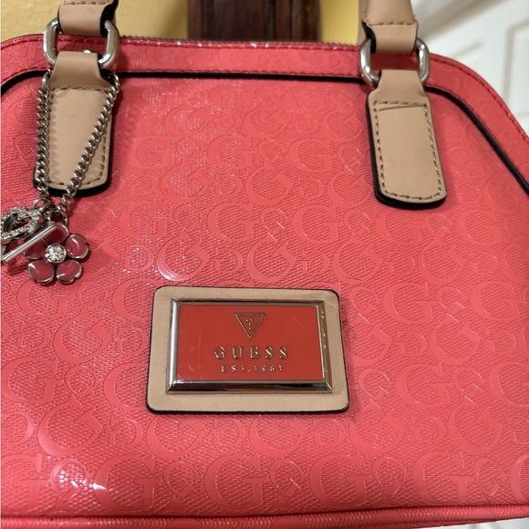 Guess Pink Satchel with Beige Handles - Picture 4 of 9